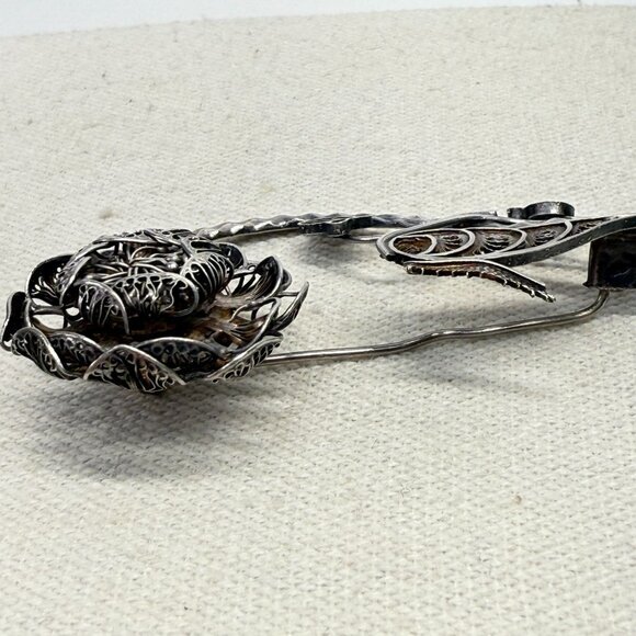 Vintage Sterling Silver Filigree Rose Brooch Pin‎ Intricate Ornate Hammered Stem - Picture 5 of 11